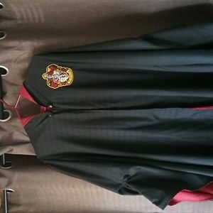ATTENTION POTTERHEADS! Harry Potter cloak.